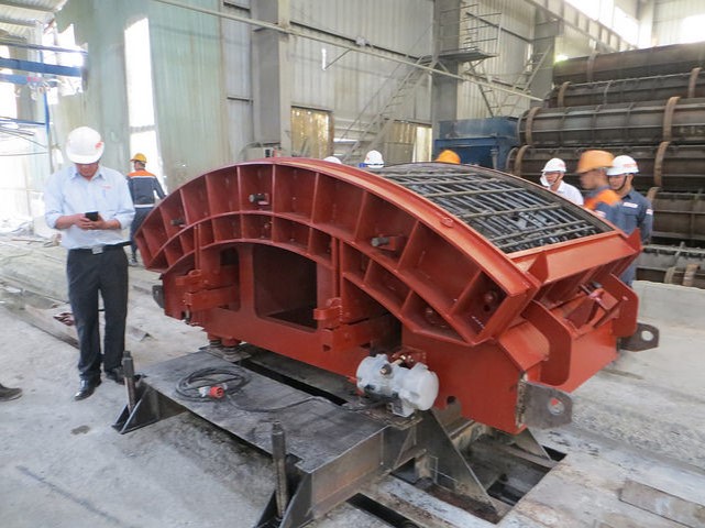 SECMANG TUNEL - VỎ HẦM METROLINE 